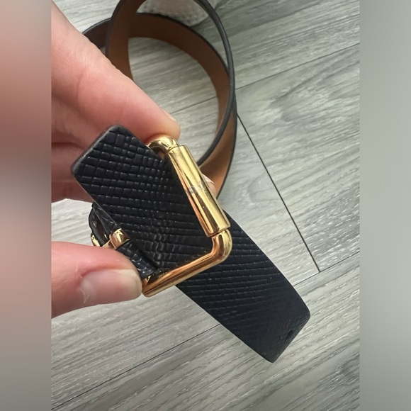 Navy Belt, “snake print” pattern with gold accents - Picture 10 of 10